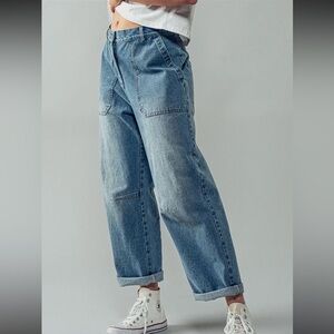 194. High rise barrel jean in medium wash